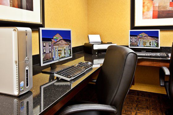 Rodeway Inn Conference Center Crawfordsville Konforlar fotoğraf